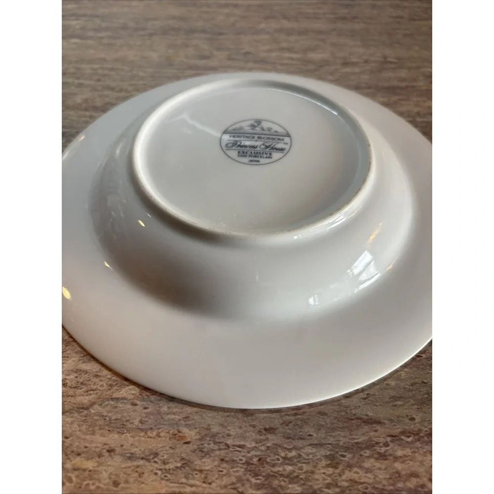Heritage Blossom Bowl - Soup - by Princess House